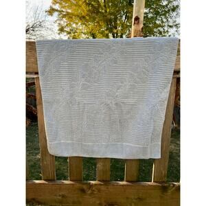 Fieldcrest sculpted rose bath towel blue 1980s